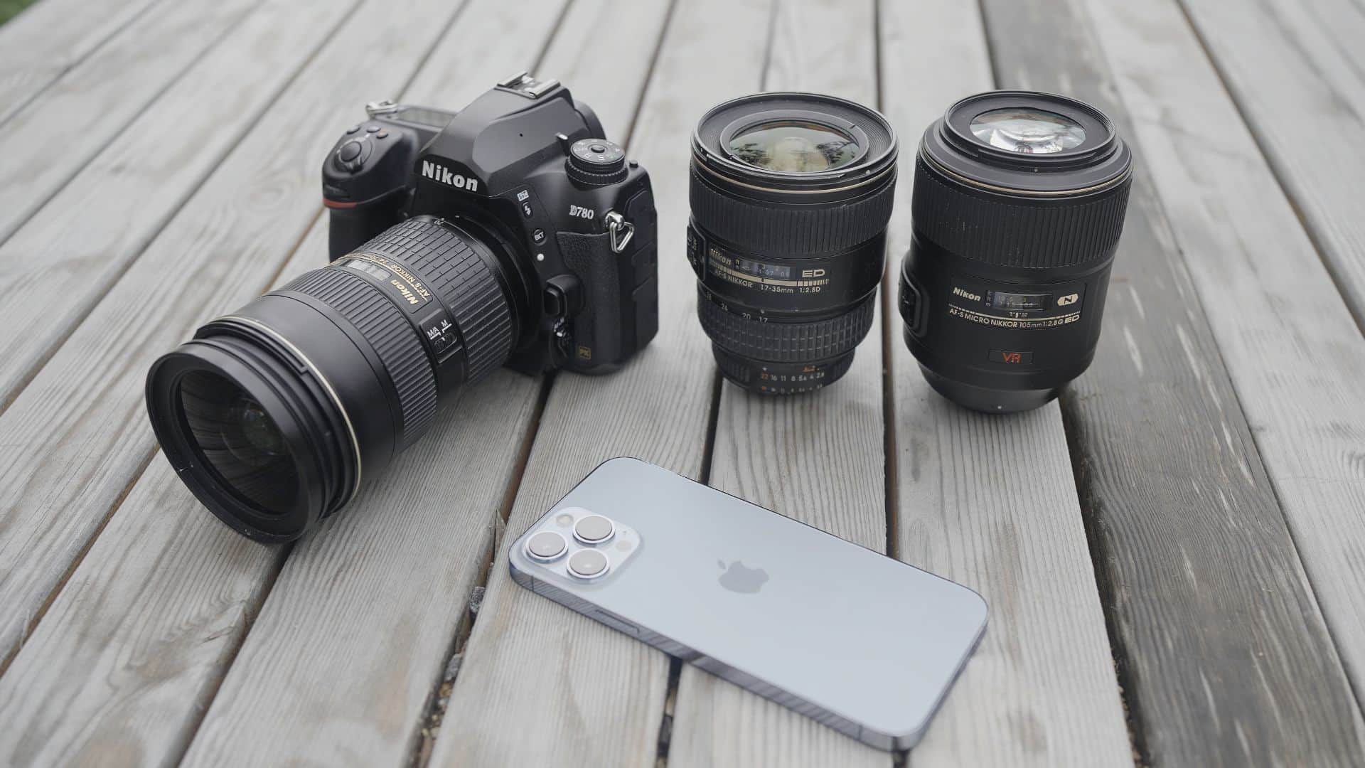 which camera lenses are compatible with Nikon